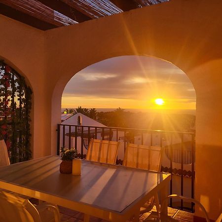 Casa Sunrise - Costa Blanca House With Rooftop, 5 Swimming Pools And Panoramic Sea- And Views At Penon De Ifach Calpe Exterior photo
